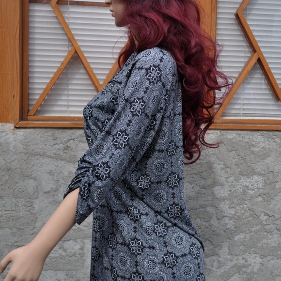 Women's T Shirts V-Neck 3/4 Sleeve Flower print perfect for Work office size 2XL - Picture 4 of 4